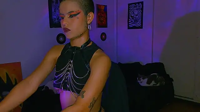 alex_one888 Chat XXX in diretta