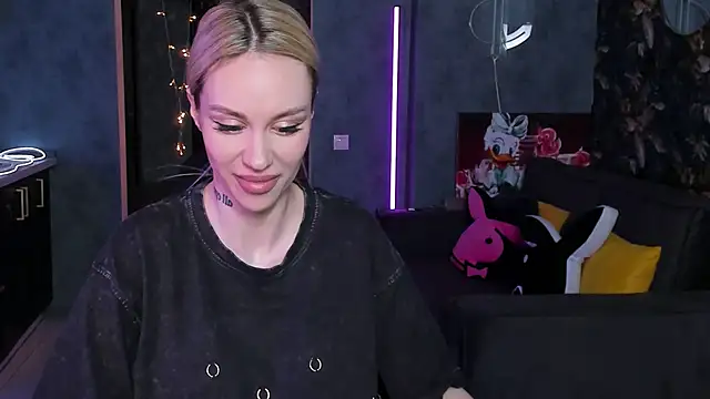 Blckmirrorr élő XXX-chatje