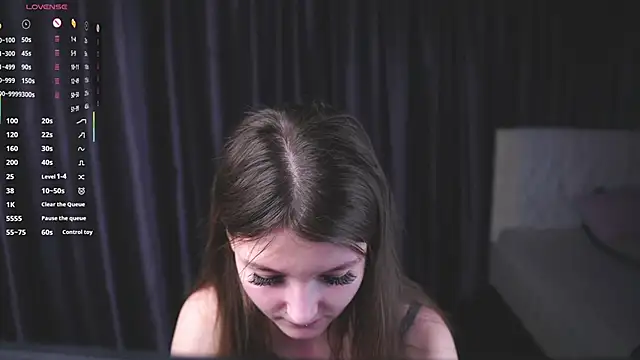 DongMolt Adlı Modelin Canlı XXX Sohbeti