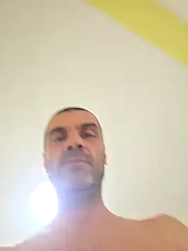 DOMINATOR_SIR-MASTER – Naživo XXX chat