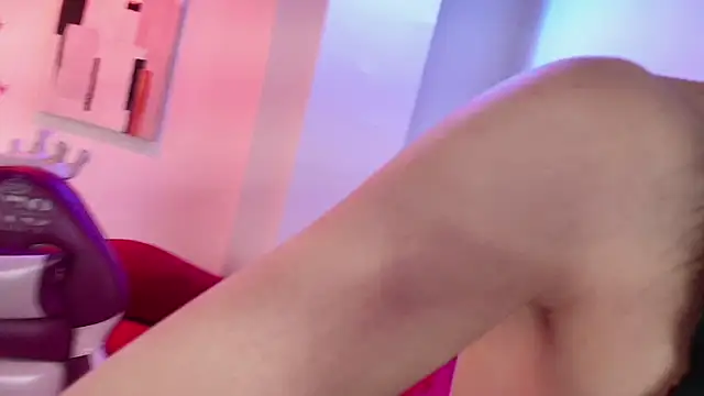 XXX chat uživo modela Emily_andrews