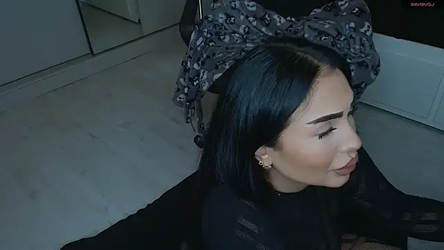 mistress_meryem 网络视讯表演