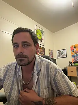 defbond420のライブXXXチャット