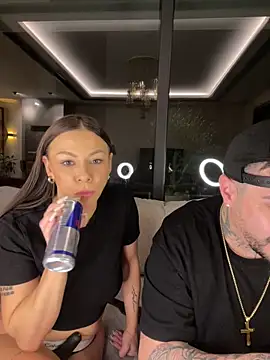 SexOnMyLvLのライブXXXチャット