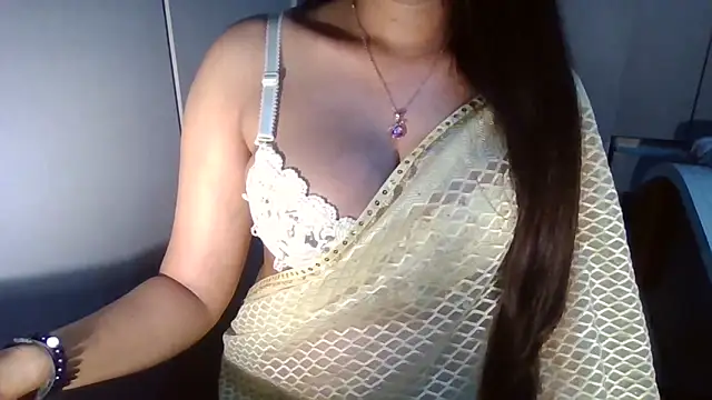 دردشة Yashika_Loves الجنسية المباشرة