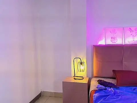 CamiilaReyes: απευθείας συνομιλία ΧΧΧ