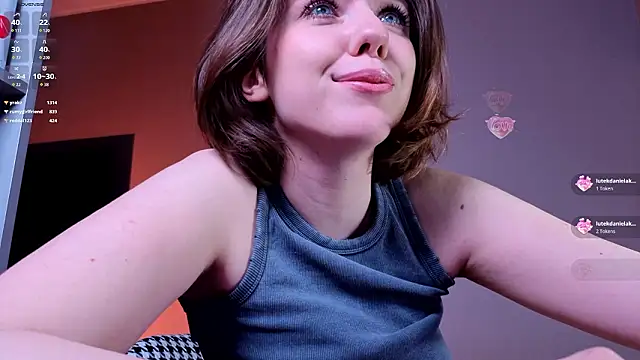 PollyRouge__のライブXXXチャット