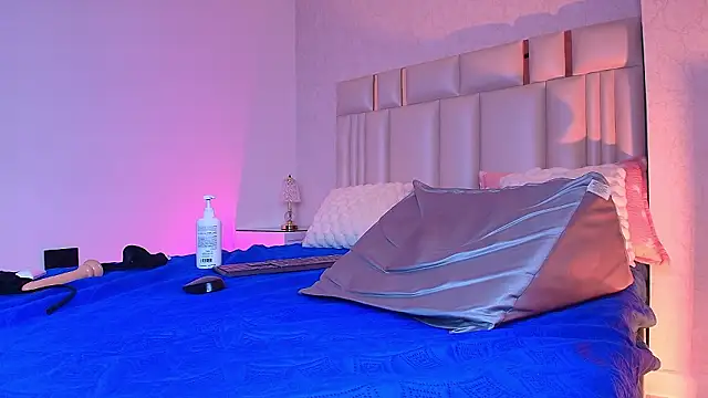 alanarose18's Live XXX Chat