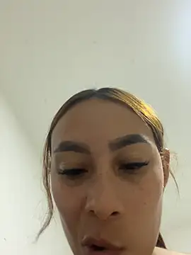 Little-Engel Chat XXX in diretta