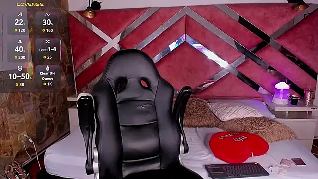 Lily_Queen30 即時 XXX 聊天