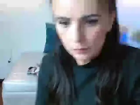 Juliana__lx Adlı Modelin Canlı XXX Sohbeti