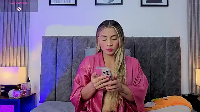 Ema_Stone65 live XXX chat