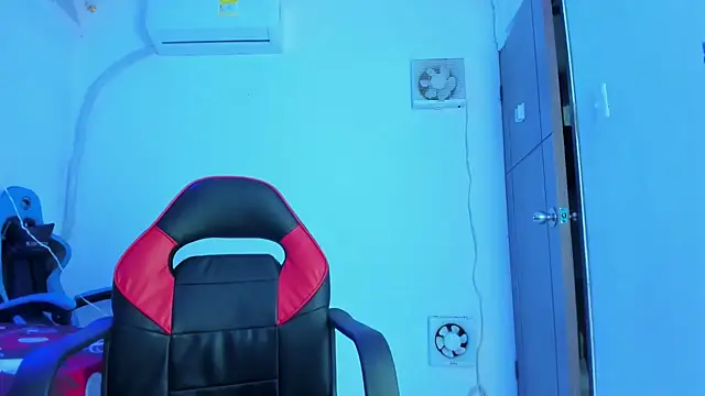 XXX chat uživo modela Lunastar02