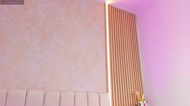 ZOEBARLOWE 现场XXX聊天