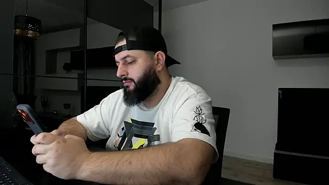 DravenPeak Live XXX-chat