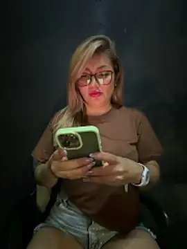 دردشة DIANITA_1988 الجنسية المباشرة