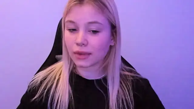 دردشة Lulu_Di الجنسية المباشرة