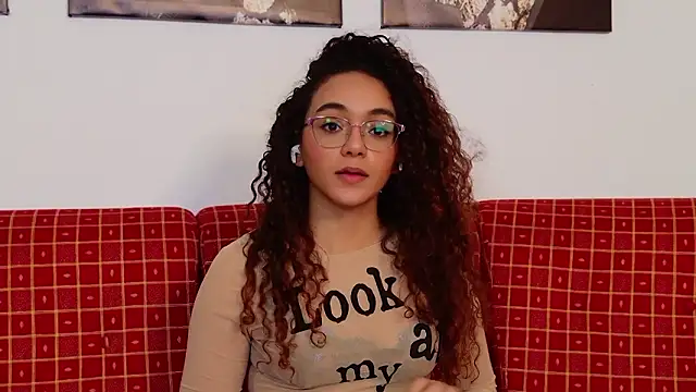 Taylor_Tina Live XXX-chat