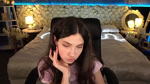 XXX chat uživo modela BabyFlowerr