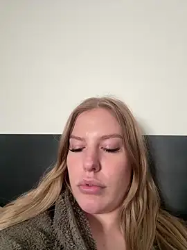 Chloemillerrxx Webcam Show