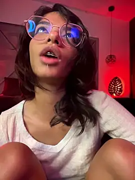 TweetiePieXXX's Webcam Show