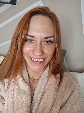 SlimBellaa Chat XXX in diretta