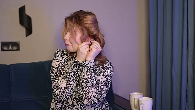 Chat +18 de Stella_Vanila ao vivo