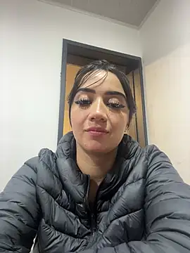 EmmyEvans1: онлайн-секс-чат