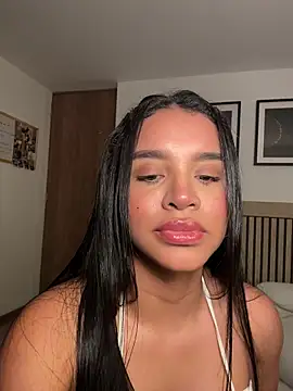 دردشة Tokio_Tokio الجنسية المباشرة