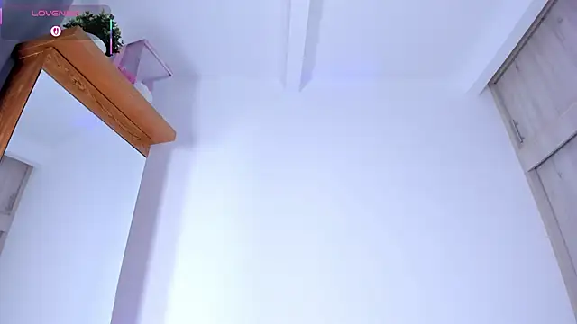 Niky_Vega 现场XXX聊天