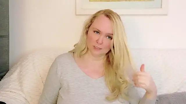 Sarah4you: онлайн-секс-чат