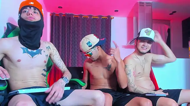 Chatroom XXX en direct de TheBatMansion