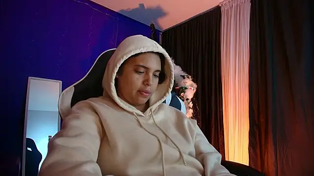 Chat +18 de Emmapark_ ao vivo