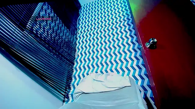 MariannaGotica Show in webcam