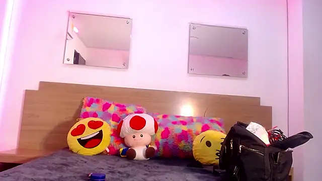 Charllotte_Brown Webcam-Show