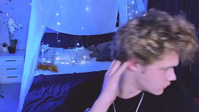 lucas_long_ Obrolan Langsung XXX