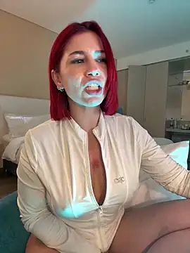 zafiro_mo0n Show in webcam