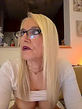 kikkastar 网络视讯表演