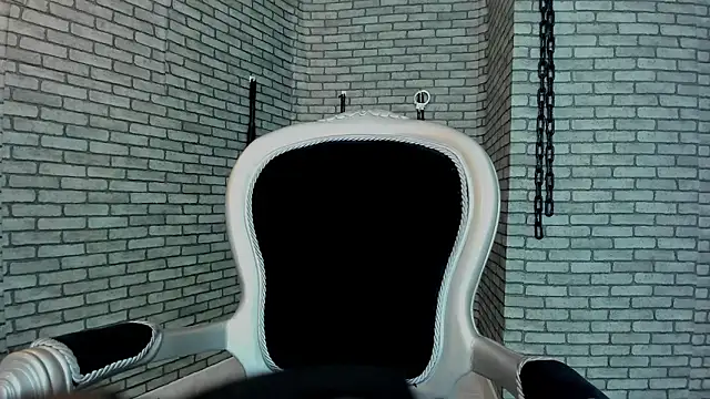 Briana_24 网络视讯表演