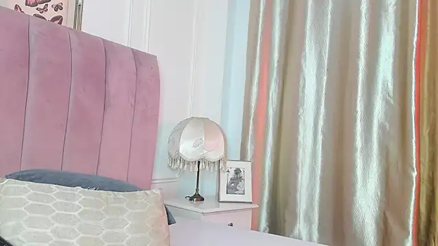 Scarlett_Sk élő XXX-chatje