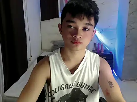 Chat XXX en directo de Sky_hot123