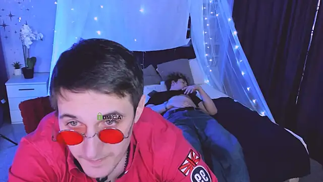 Webkamerová show lucas_long_