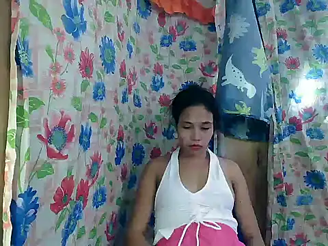 Chatroom XXX en direct de PinaySkinnyGirl