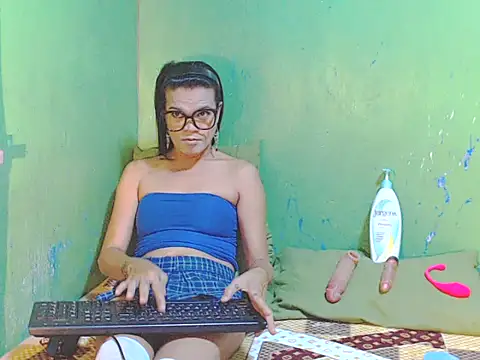 DirtyFistingBarbien Webbikameraesitys