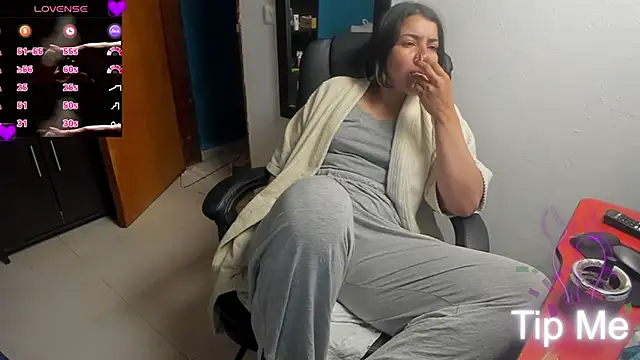 Czat XXX na żywo – peanut_tangerine