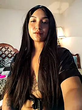 FallsForHerSmile Live XXX-Chat