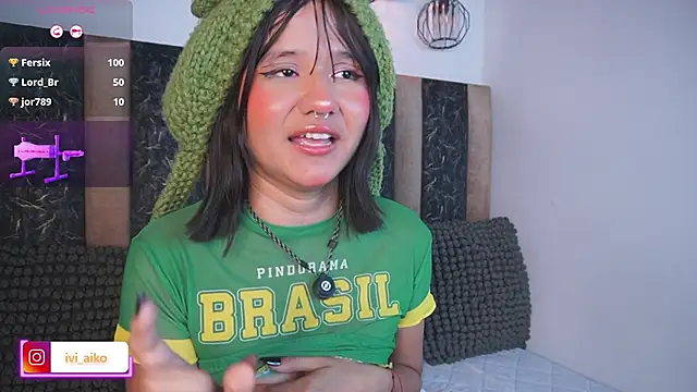 Ivi_Aiko লাইভ XXX চ্যাট