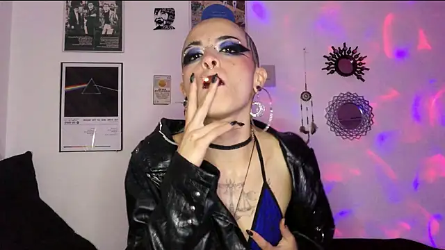 دردشة plutonbluemooon333 الجنسية المباشرة