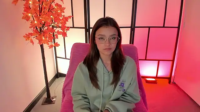 Chatroom XXX en direct de alyy_cut3