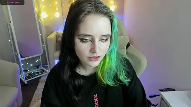 دردشة RubyMyst الجنسية المباشرة